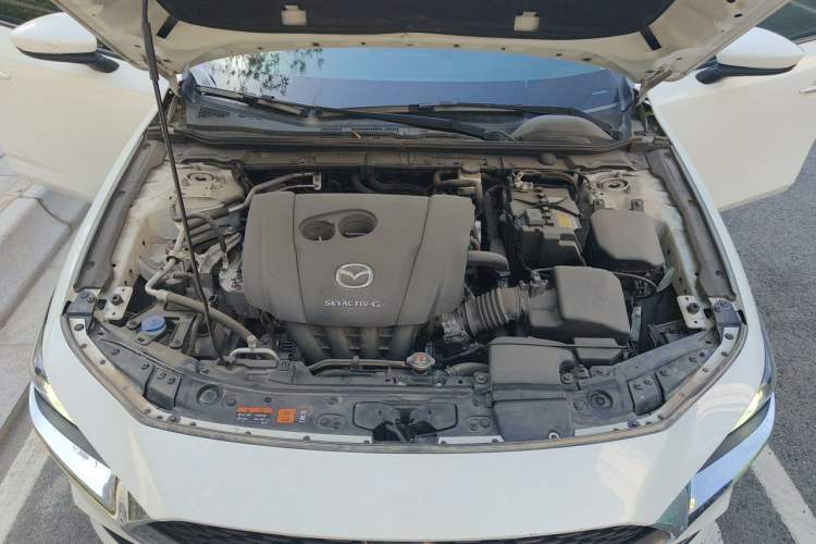 Used Mazda 3 Axela 2021 2.0L Automatic ZhiXuan Edition Engine Bay