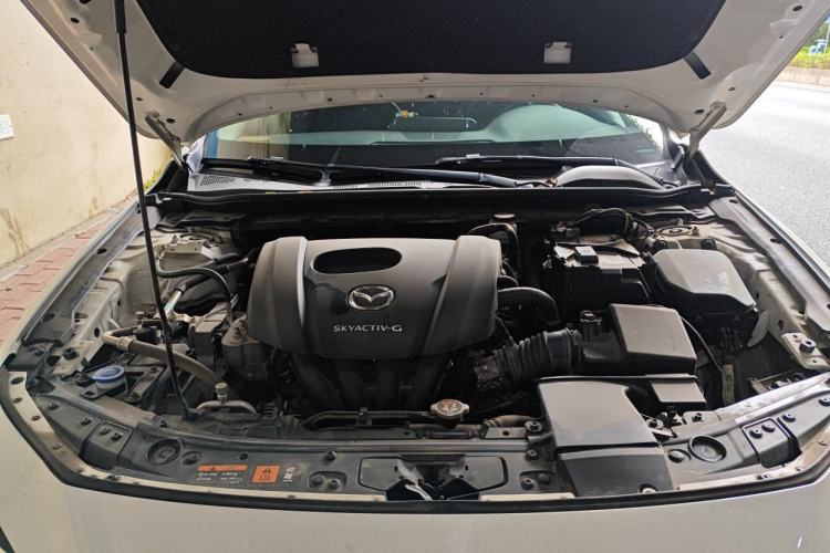 Used Mazda 3 Axela 2021 1.5L Automatic ZhiMei Edition Engine Bay
