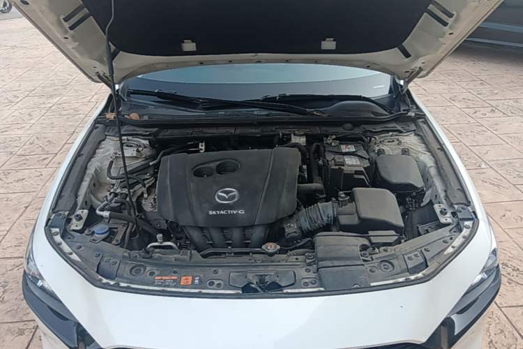Used Mazda 3 Axela 2021 2.0L Automatic ZhiXuan Edition Engine Bay