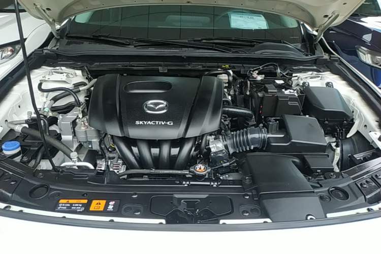 Used Mazda 3 Axela 2021 1.5L Automatic ZhiMei Edition Engine Bay