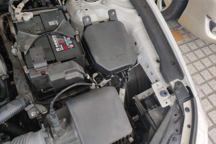 Used Mazda 3 Axela 2021 2.0L Automatic Zhiya Edition Engine Bay Left
