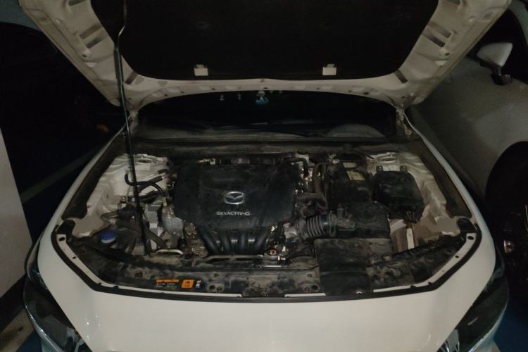 Used Mazda 3 Axela 2021 1.5L Automatic ZhiMei Edition Engine Bay