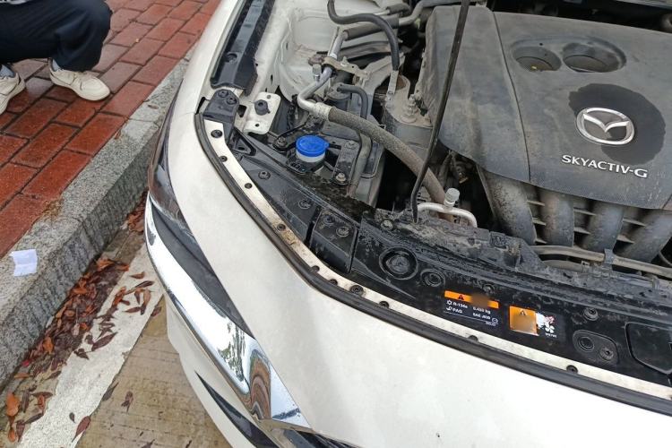 Used Mazda 3 Axela 2021 2.0L Automatic ZhiXuan Edition Engine Bay Right