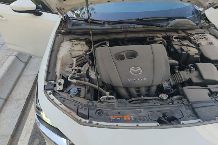 Used Mazda 3 Axela 2021 2.0L Automatic ZhiXuan Edition Engine Bay Right