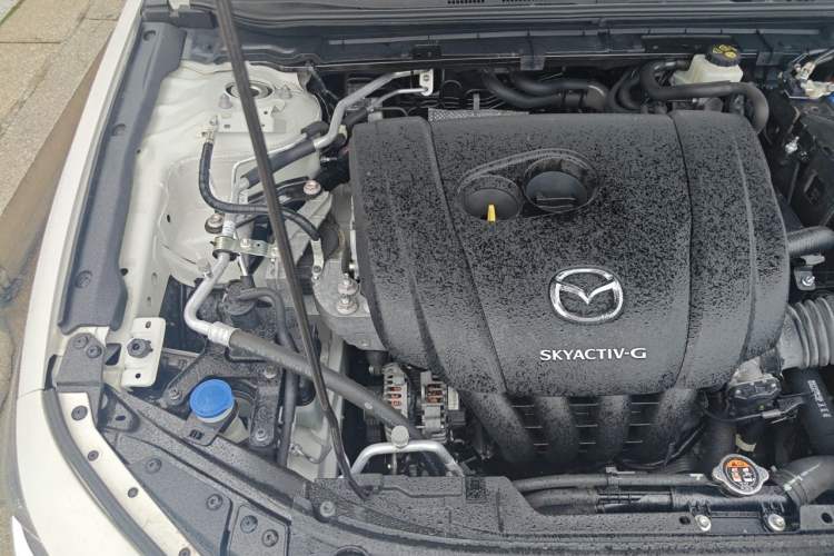 Used Mazda 3 Axela 2021 2.0L Automatic ZhiXuan Edition Engine Bay Right