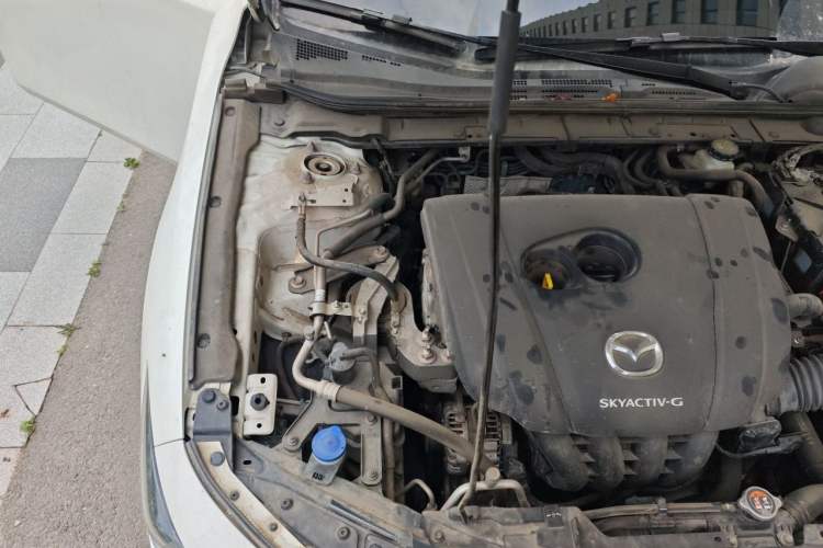 Used Mazda 3 Axela 2021 2.0L Automatic ZhiXuan Edition Engine Bay Right
