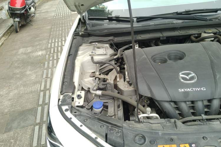 Used Mazda 3 Axela 2021 2.0L Automatic Zhiya Edition Engine Bay Right