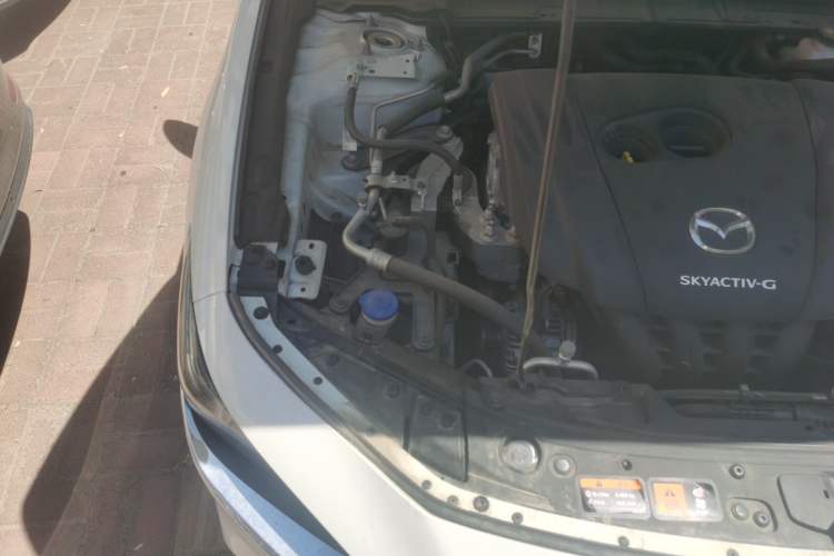 Used Mazda 3 Axela 2021 2.0L Automatic ZhiZun Edition Engine Bay Right