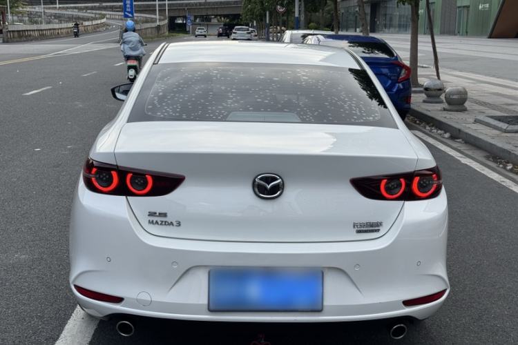 Used Mazda 3 Axela 2021 2.0L Automatic Zhiya Edition Exterior 1