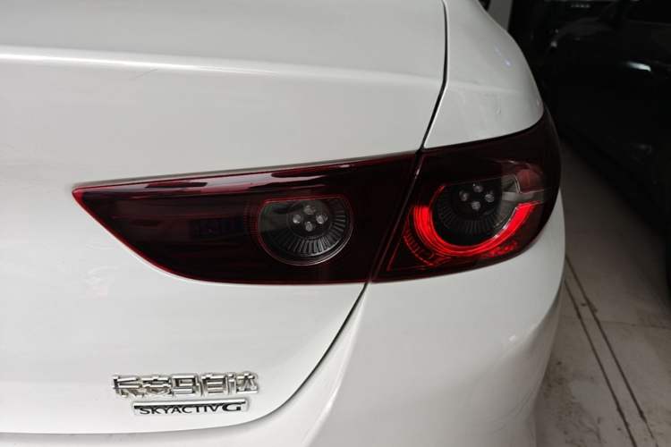 Used Mazda 3 Axela 2021 2.0L Automatic ZhiXuan Edition Exterior 1