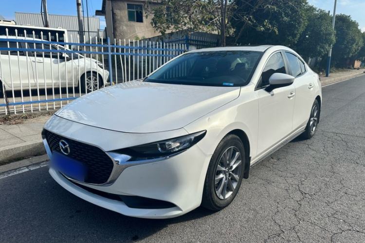 Used Mazda 3 Axela 2021 1.5L Automatic Zhiyue Edition Exterior 1
