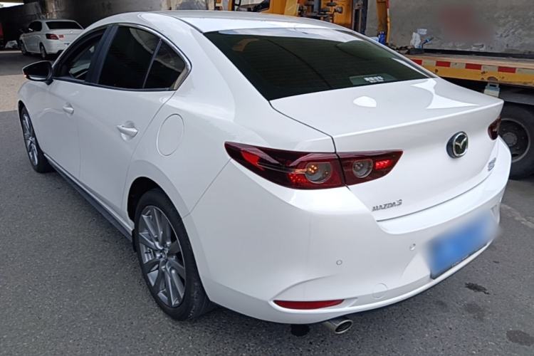 Used Mazda 3 Axela 2021 2.0L Automatic Zhiya Edition Exterior 2