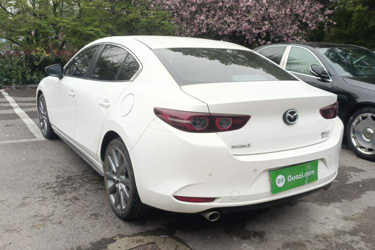 Used Mazda 3 Axela 2021 2.0L Automatic Zhiyao Edition Exterior 2