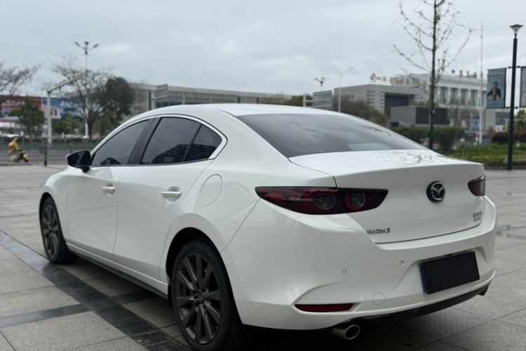 Used Mazda 3 Axela 2021 2.0L Automatic Zhiya Edition Exterior 2