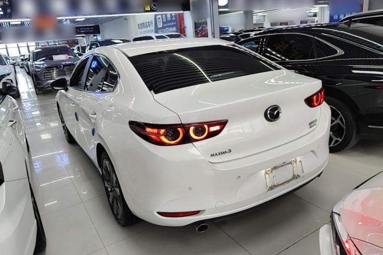 Used Mazda 3 Axela 2021 2.0L Automatic Zhiyao Edition Exterior 2