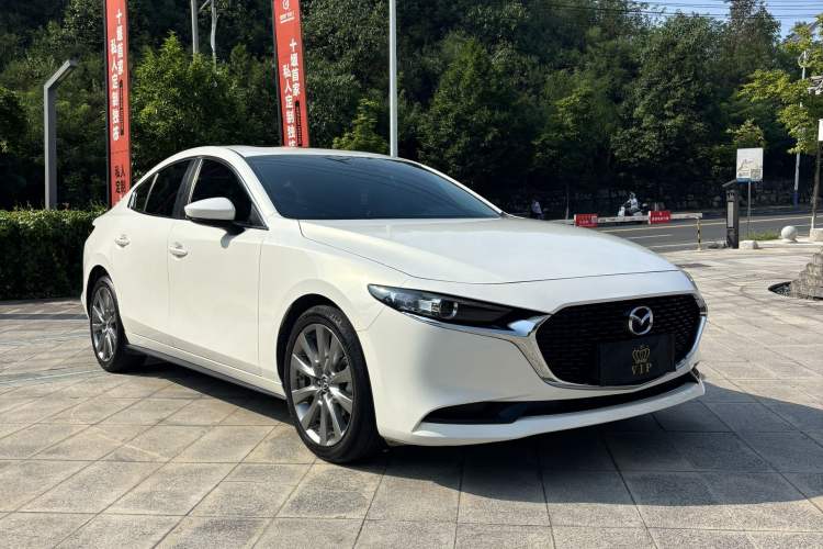 Used Mazda 3 Axela 2021 2.0L Automatic ZhiXuan Edition Exterior 2