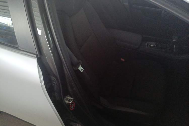 Used Mazda 3 Axela 2021 2.0L Automatic Zhiqing Edition Exterior 3