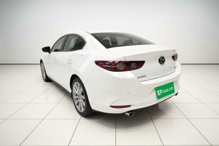 Used Mazda 3 Axela 2021 2.0L Automatic ZhiXuan Edition Exterior 3