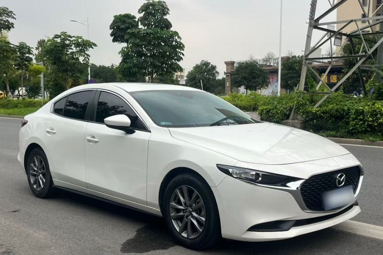 Used Mazda 3 Axela 2021 2.0L Automatic Zhiqing Edition Exterior 4