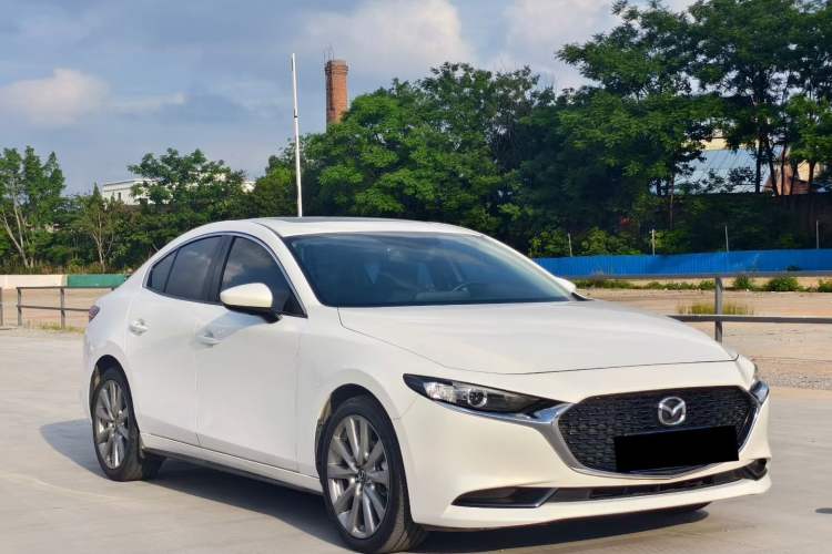 Used Mazda 3 Axela 2021 2.0L Automatic ZhiXuan Edition Exterior 4