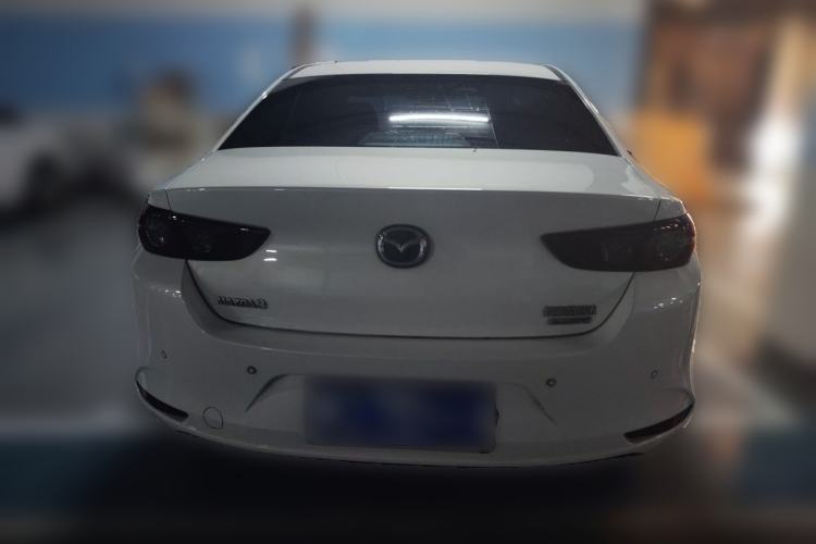 Used Mazda 3 Axela 2021 2.0L Automatic Zhi Rui Edition Exterior 4