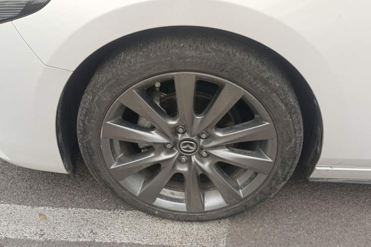 Used Mazda 3 Axela 2021 2.0L Automatic Zhiyao Edition Exterior 4