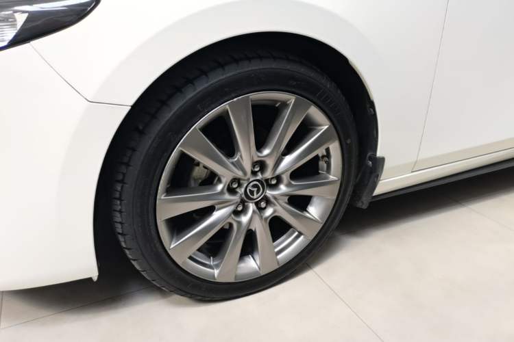 Used Mazda 3 Axela 2021 2.0L Automatic Zhiya Edition Exterior 4
