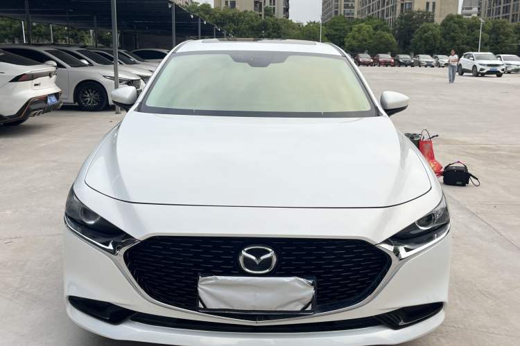 Used Mazda 3 Axela 2021 2.0L Automatic ZhiXuan Edition Exterior 4
