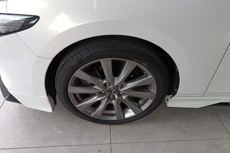 Used Mazda 3 Axela 2021 2.0L Automatic ZhiXuan Edition Exterior 4