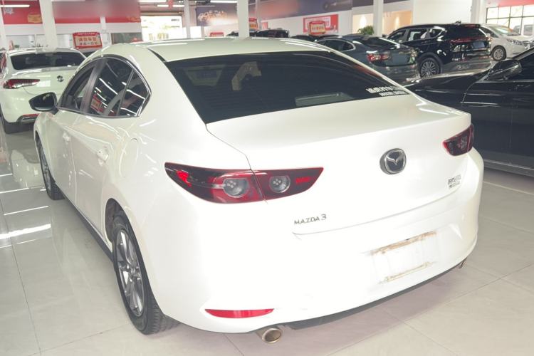 Used Mazda 3 Axela 2021 2.0L Automatic Zhiqing Edition Exterior 5