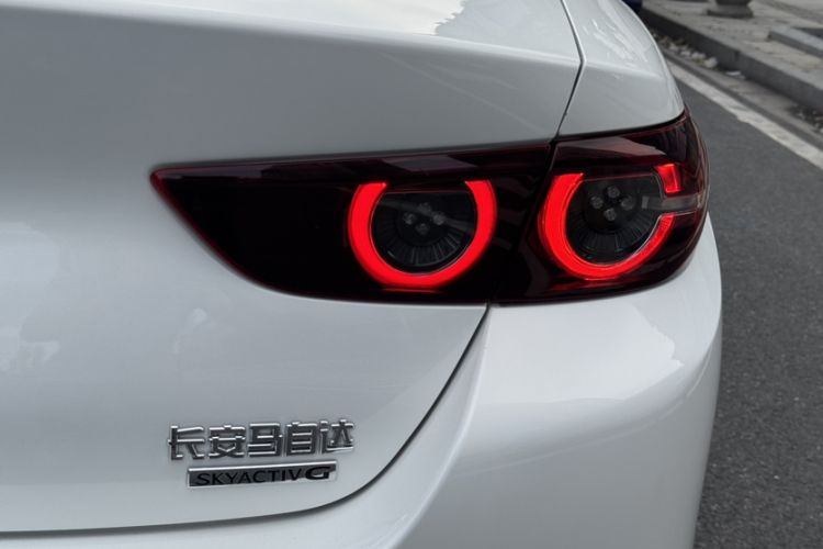 Used Mazda 3 Axela 2021 2.0L Automatic Zhiya Edition Exterior 5