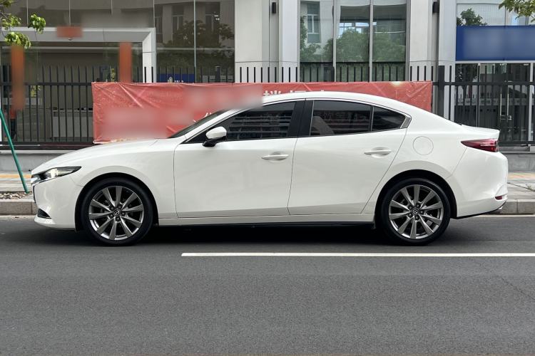 Used Mazda 3 Axela 2021 2.0L Automatic ZhiXuan Edition Exterior 5