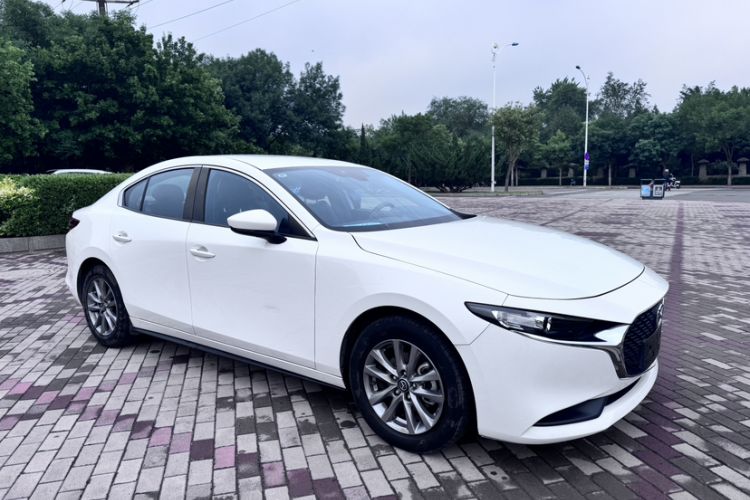 Used Mazda 3 Axela 2021 2.0L Automatic Zhiqing Edition Exterior 6
