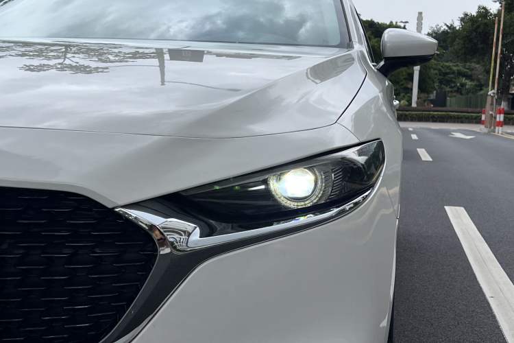 Used Mazda 3 Axela 2021 2.0L Automatic ZhiXuan Edition Exterior 6