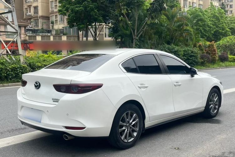 Used Mazda 3 Axela 2021 2.0L Automatic Zhiqing Edition Exterior 7