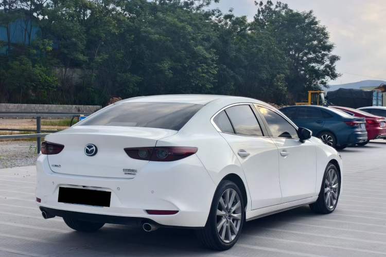 Used Mazda 3 Axela 2021 2.0L Automatic ZhiXuan Edition Exterior 7
