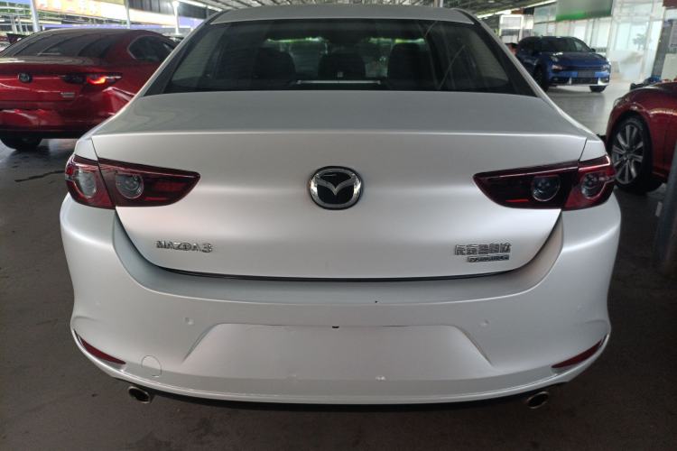 Used Mazda 3 Axela 2021 2.0L Automatic Zhiqing Edition Exterior 7
