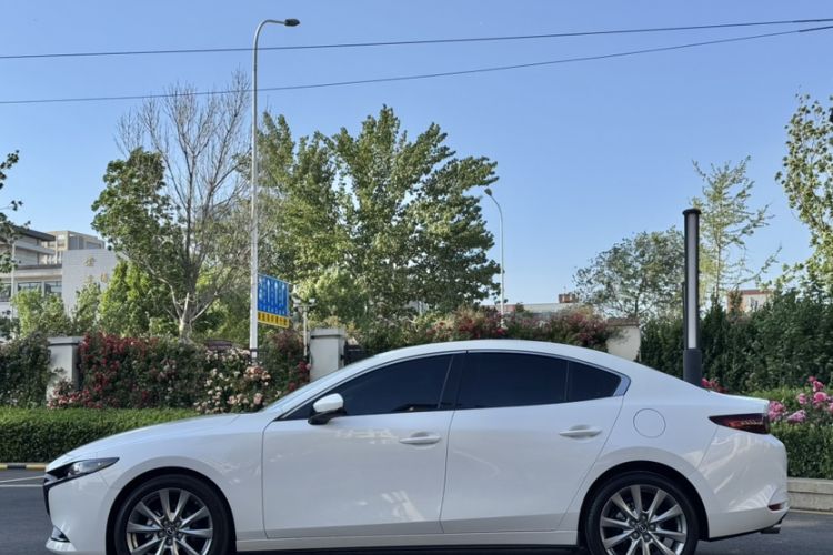Used Mazda 3 Axela 2021 2.0L Automatic ZhiXuan Edition Exterior 8