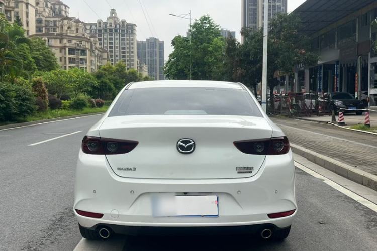 Used Mazda 3 Axela 2021 2.0L Automatic Zhiqing Edition Exterior 9
