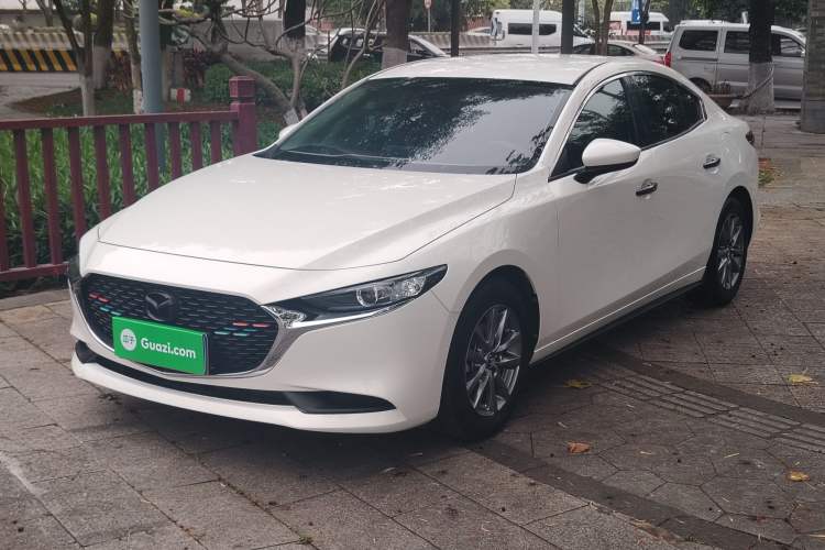 Used Mazda 3 Axela 2021 1.5L Automatic ZhiMei Edition Front Left 45 Deg