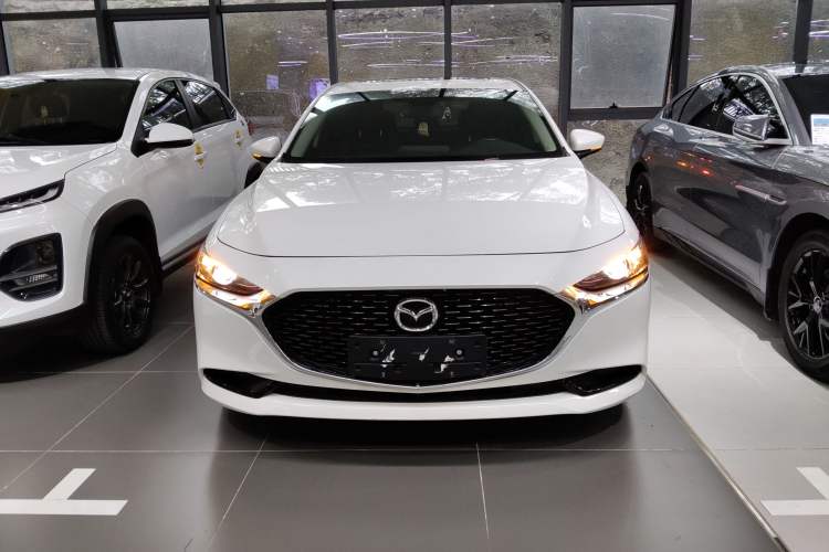 Used Mazda 3 Axela 2021 2.0L Automatic Zhiya Edition Front