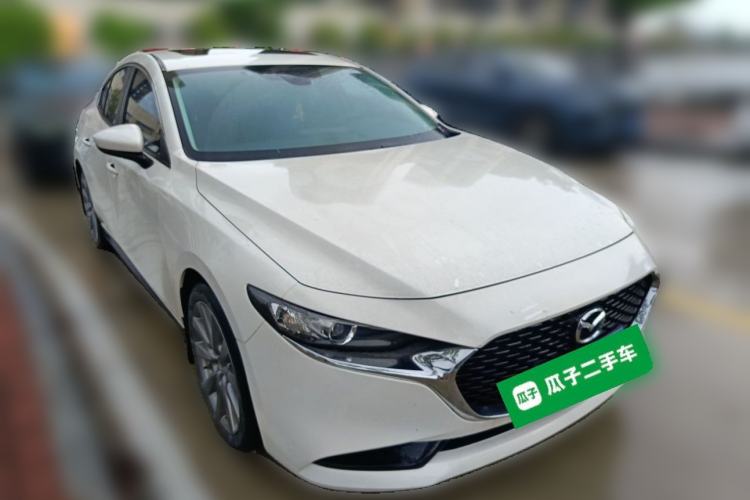 Used Mazda 3 Axela 2021 2.0L Automatic ZhiXuan Edition Front Right 45 Deg