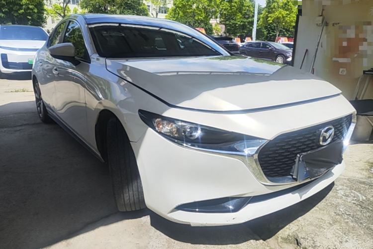Used Mazda 3 Axela 2021 2.0L Automatic ZhiXuan Edition Front Right 45 Deg