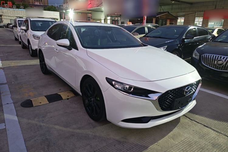 Used Mazda 3 Axela 2021 2.0L Automatic Zhiya Edition Front Right 45 Deg