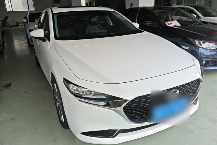 Used Mazda 3 Axela 2021 2.0L Automatic ZhiXuan Edition Front Right 45 Deg