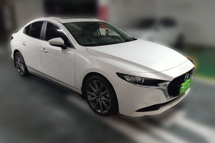 Used Mazda 3 Axela 2021 2.0L Automatic Zhiya Edition Front Right 45 Deg