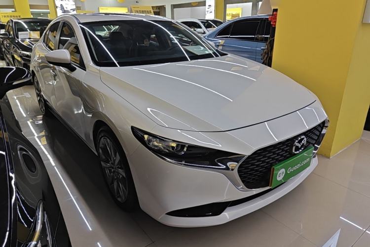 Used Mazda 3 Axela 2021 2.0L Automatic ZhiXuan Edition Front Right 45 Deg