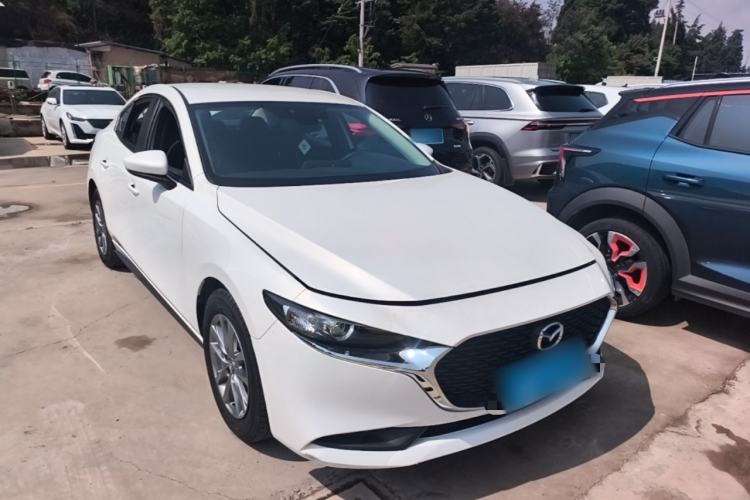 Used Mazda 3 Axela 2021 2.0L Automatic Zhiqing Edition Front Right 45 Deg