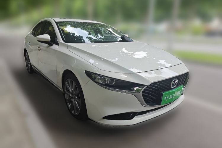 Used Mazda 3 Axela 2021 2.0L Automatic ZhiXuan Edition Front Right 45 Deg