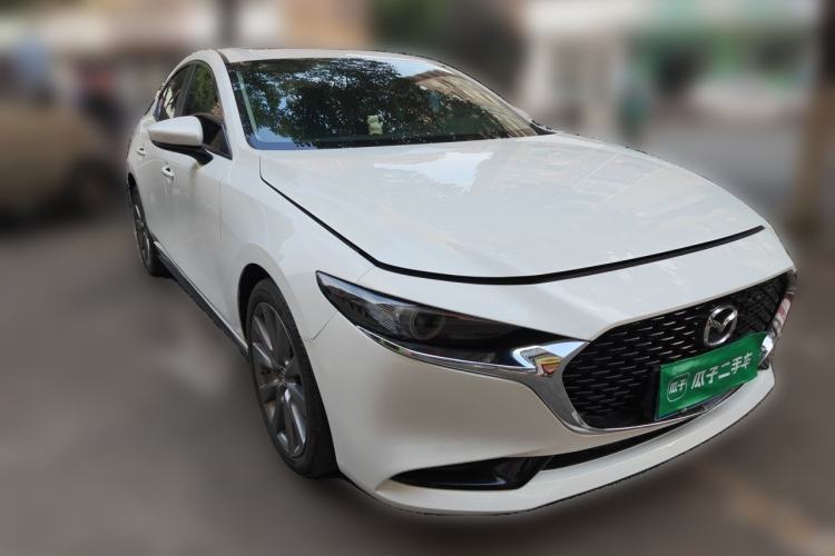 Used Mazda 3 Axela 2021 2.0L Automatic Zhiya Edition Front Right 45 Deg